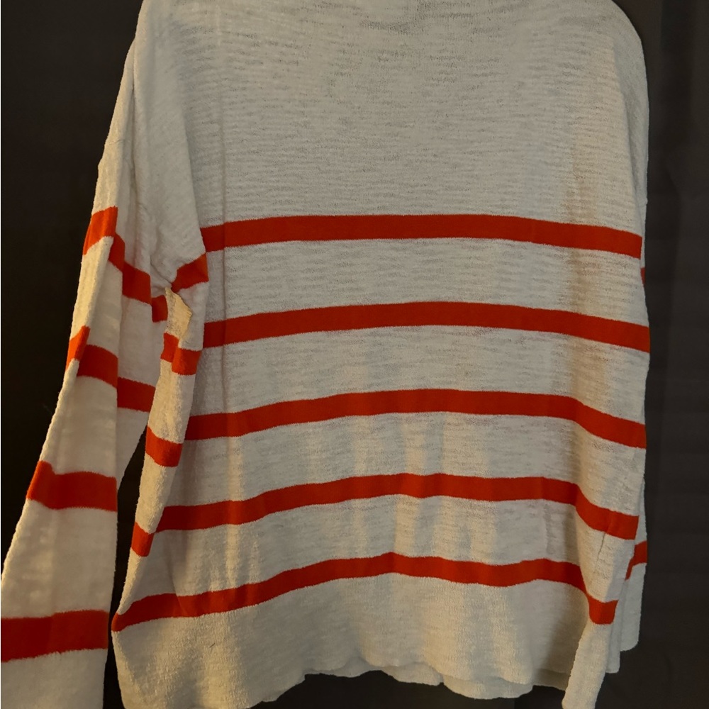 Sweater - Picture 4 of 4